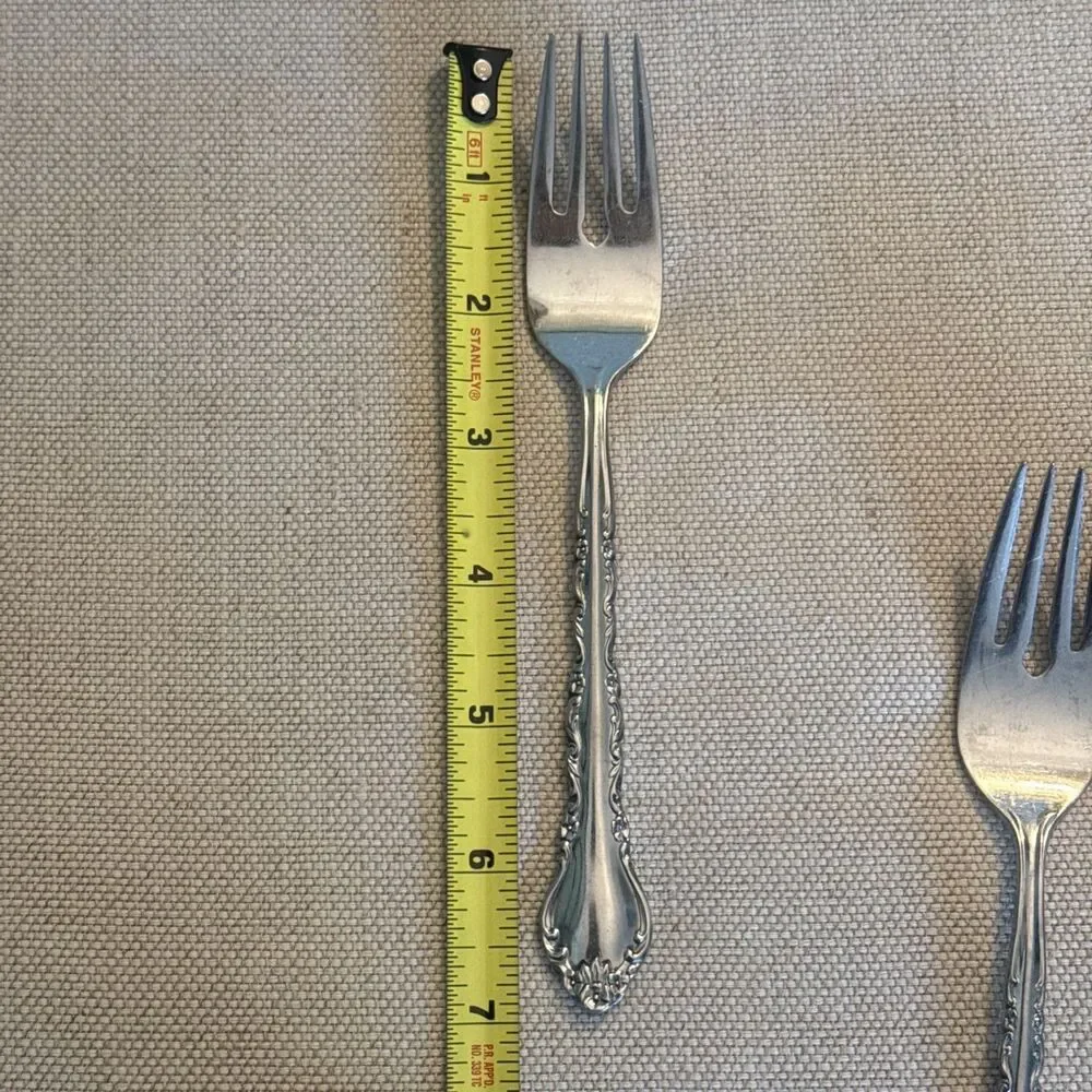 3 INTERNATIONAL SILVER DELUXE GIGI SALAD FORKS STAINLESS FLATWARE RETIRED